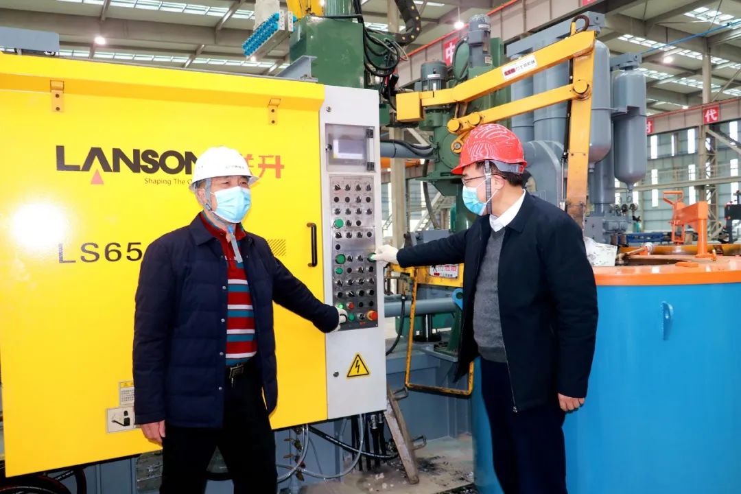 试车-da8bb96b-cc5c-40c4-bd87-306e38995da3.jpg 试车-da8bb96b-cc5c-40c4-bd87-306e38995da3.jpg